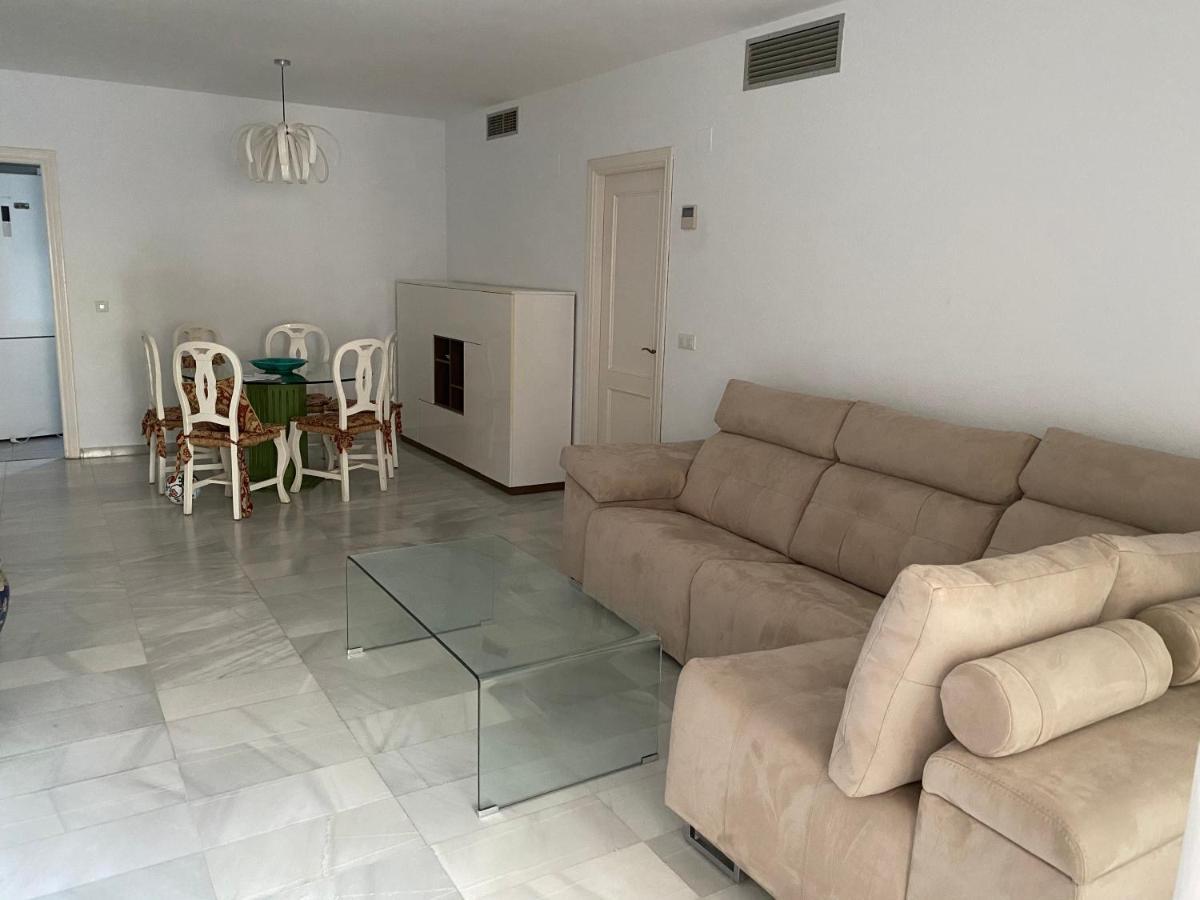 Jardines Del Puerto Apartment Marbella Exterior photo