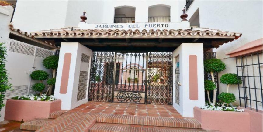 Jardines Del Puerto Apartment Marbella Exterior photo